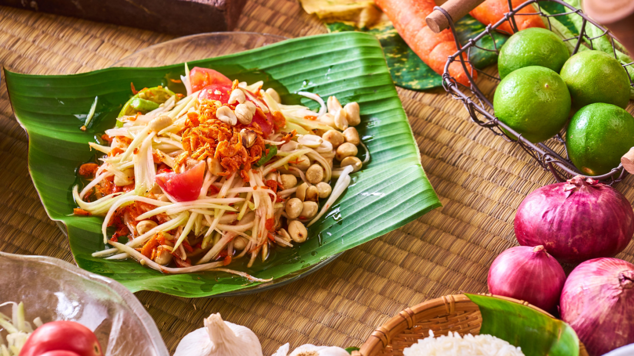 Plate of Thai food.